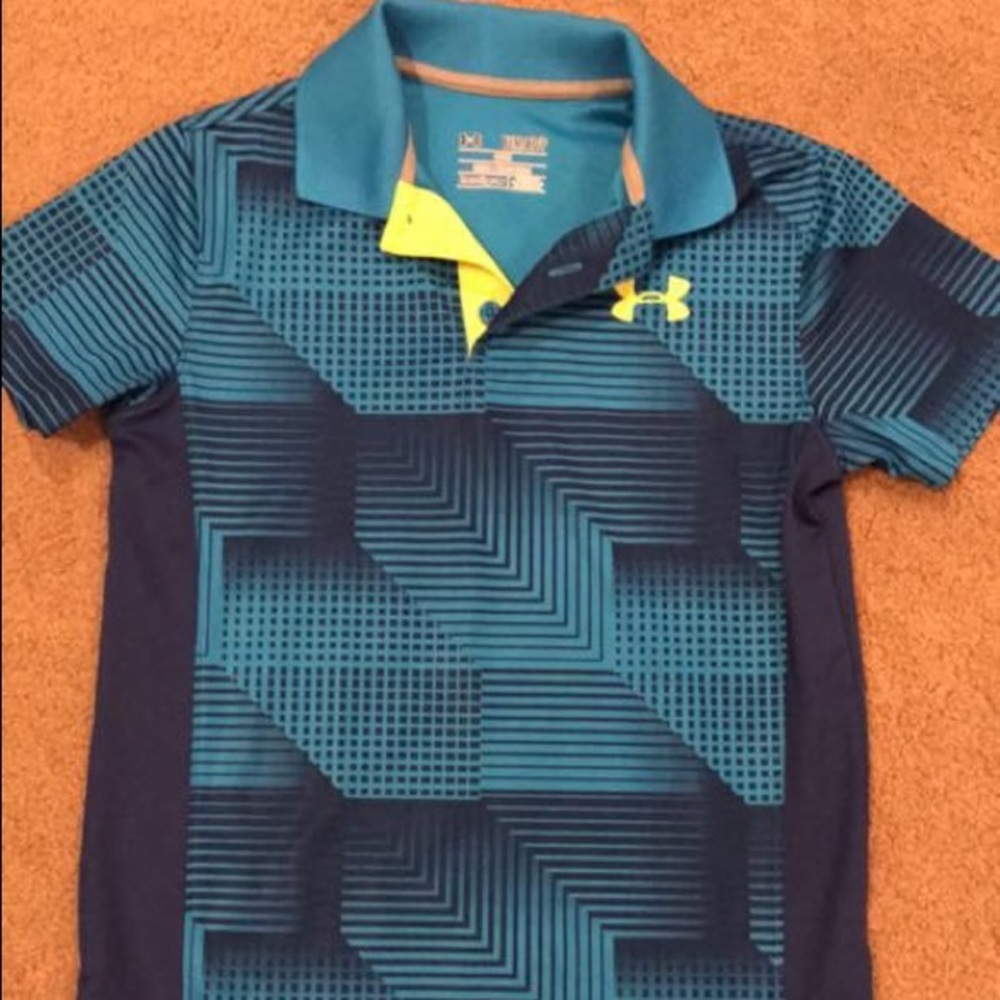 UA boys polo Size S